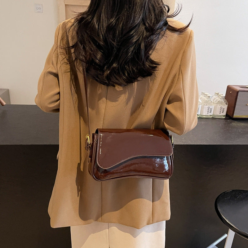 The Elegance Curve Bag